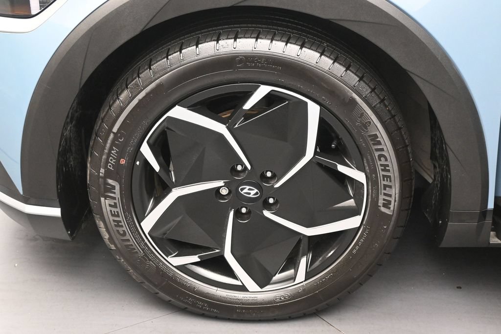 Used 2024 Hyundai Ioniq 5 SEL RWD image 40
