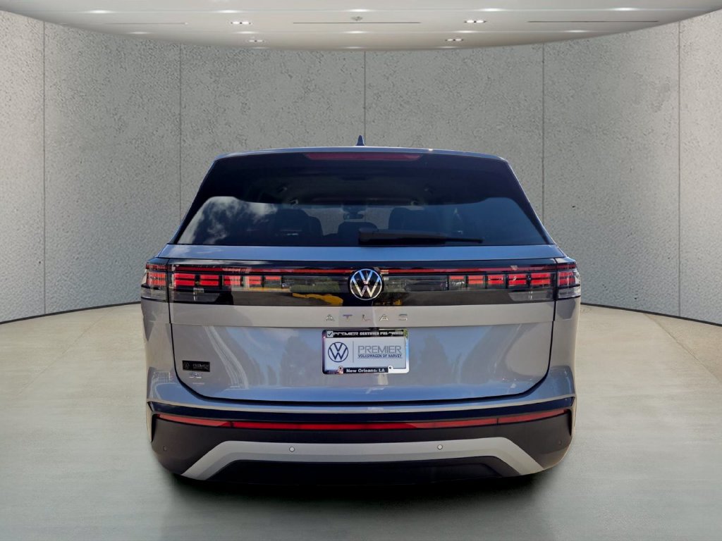 New 2027 Volkswagen Atlas SE FWD image 4
