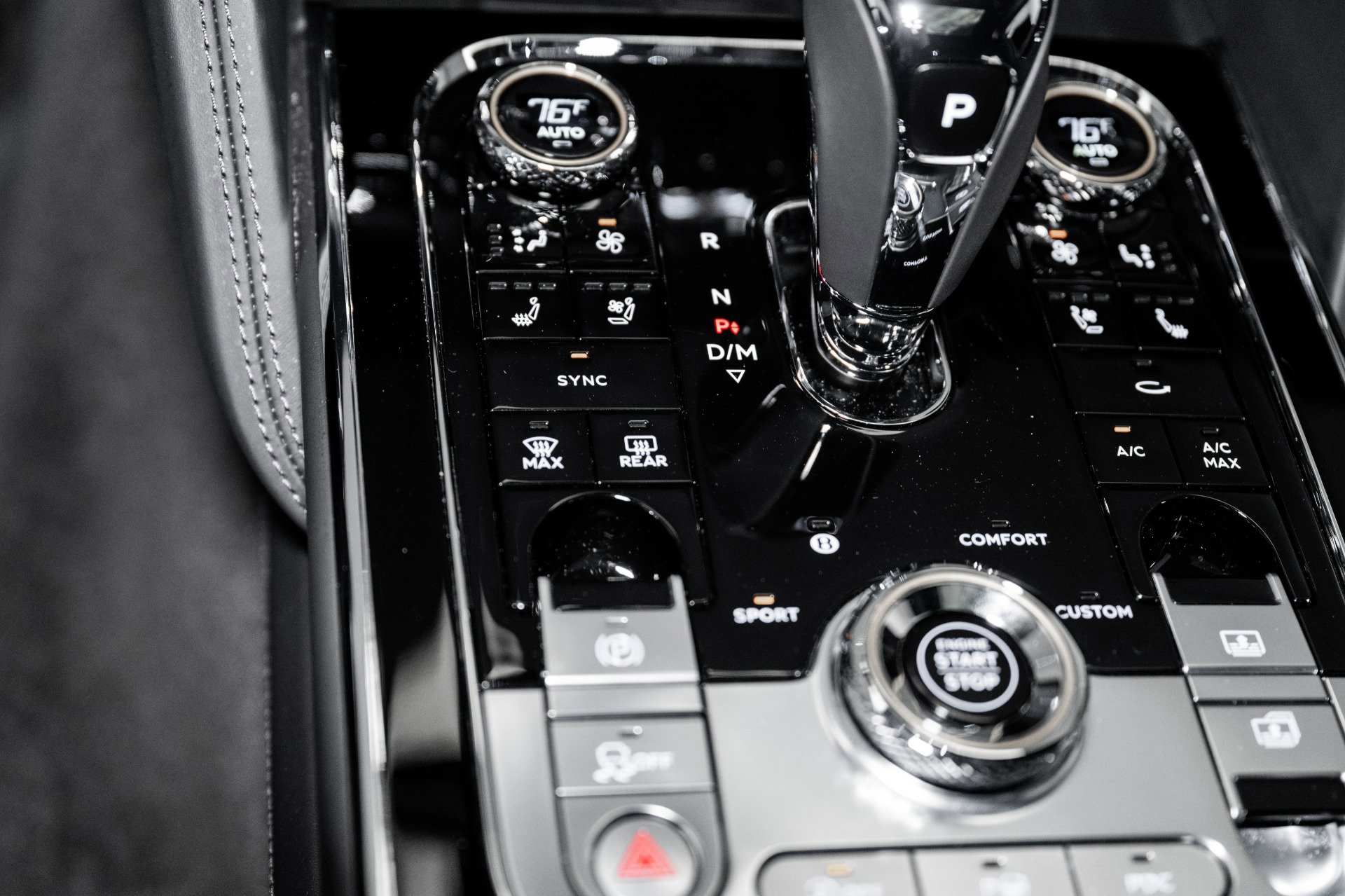 Used 2024 Bentley Flying Spur W12 image 49