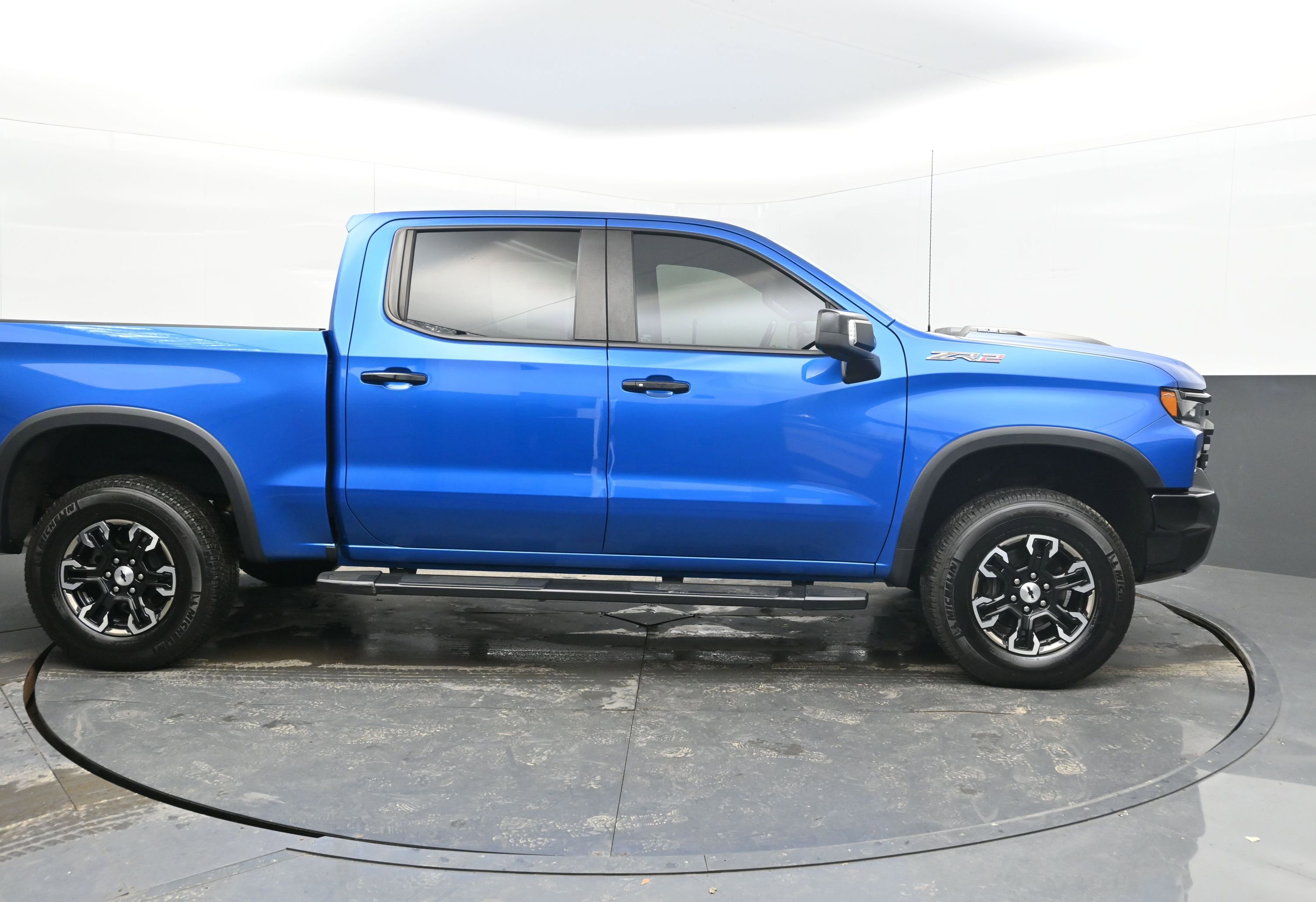 Used 2022 Chevrolet Silverado 1500 ZR2 image 10