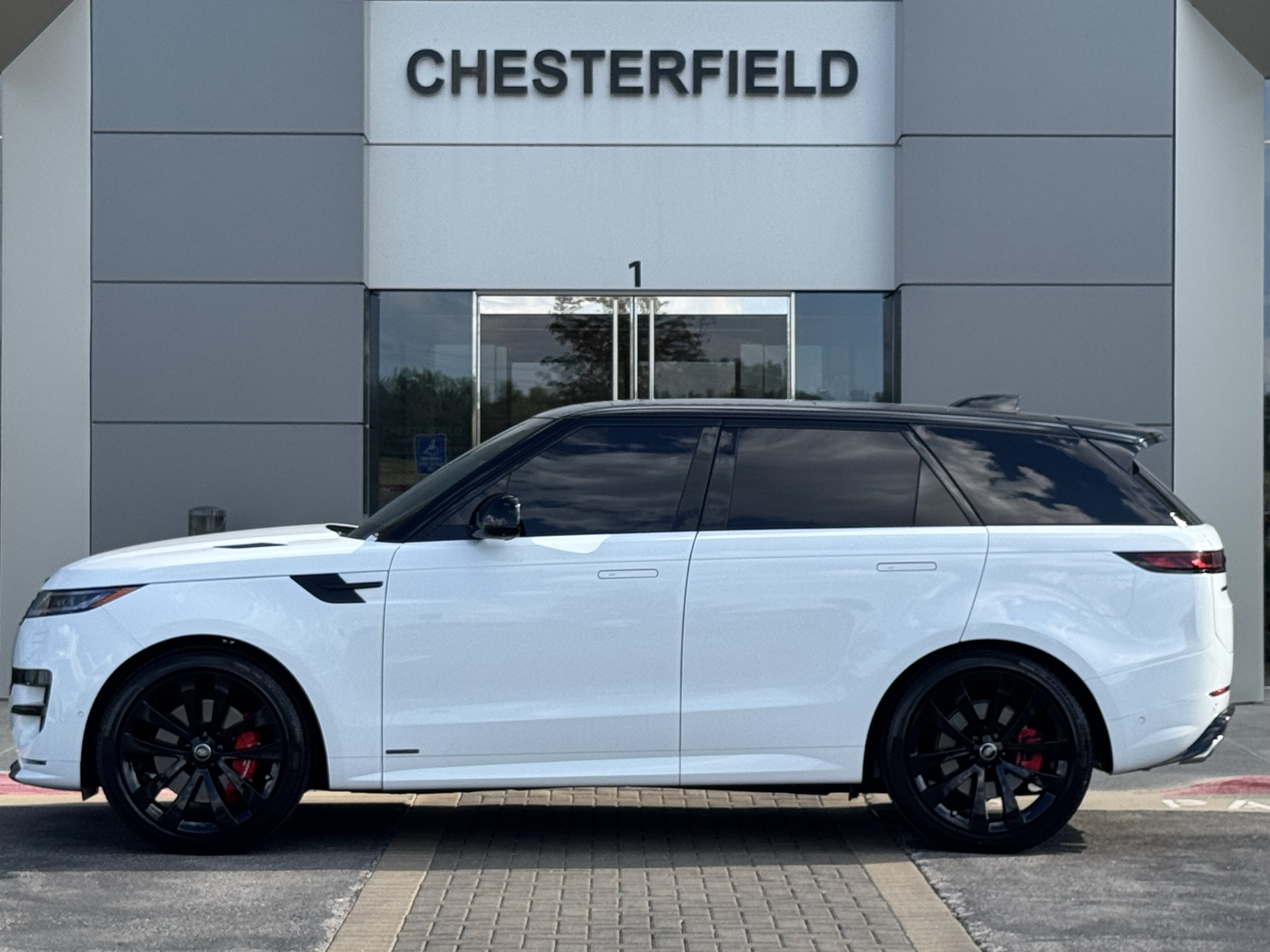 Certified 2025 Land Rover Range Rover Sport Autobiography AWD/4WD image 6