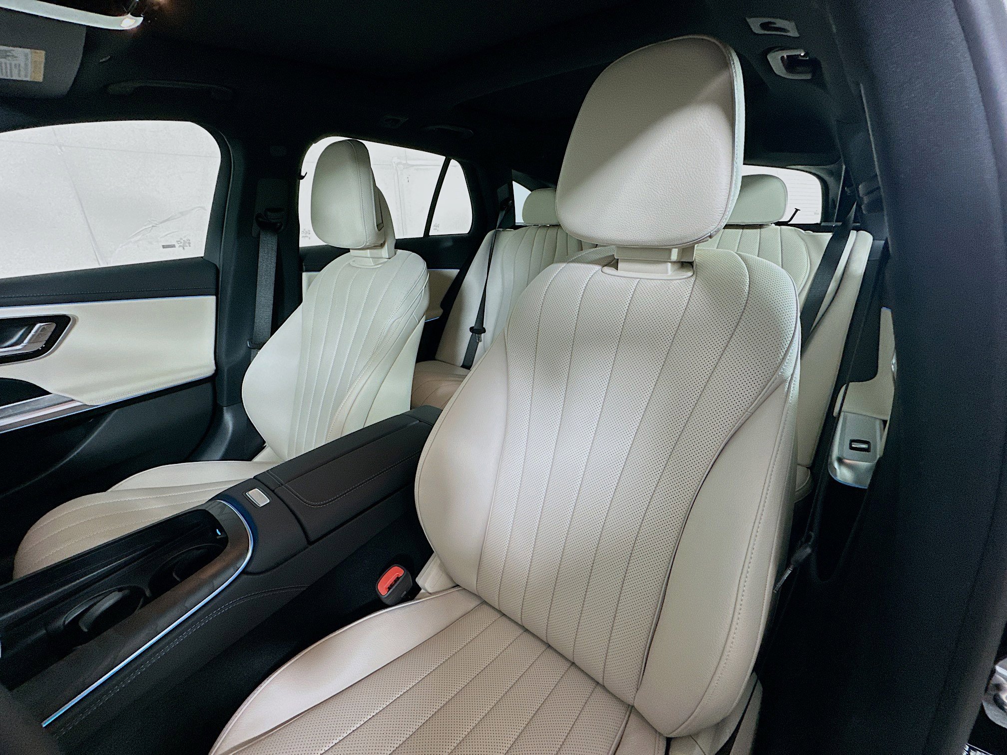 New 2026 Mercedes-Benz E 450 4MATIC All-Terrain Wagon image 21