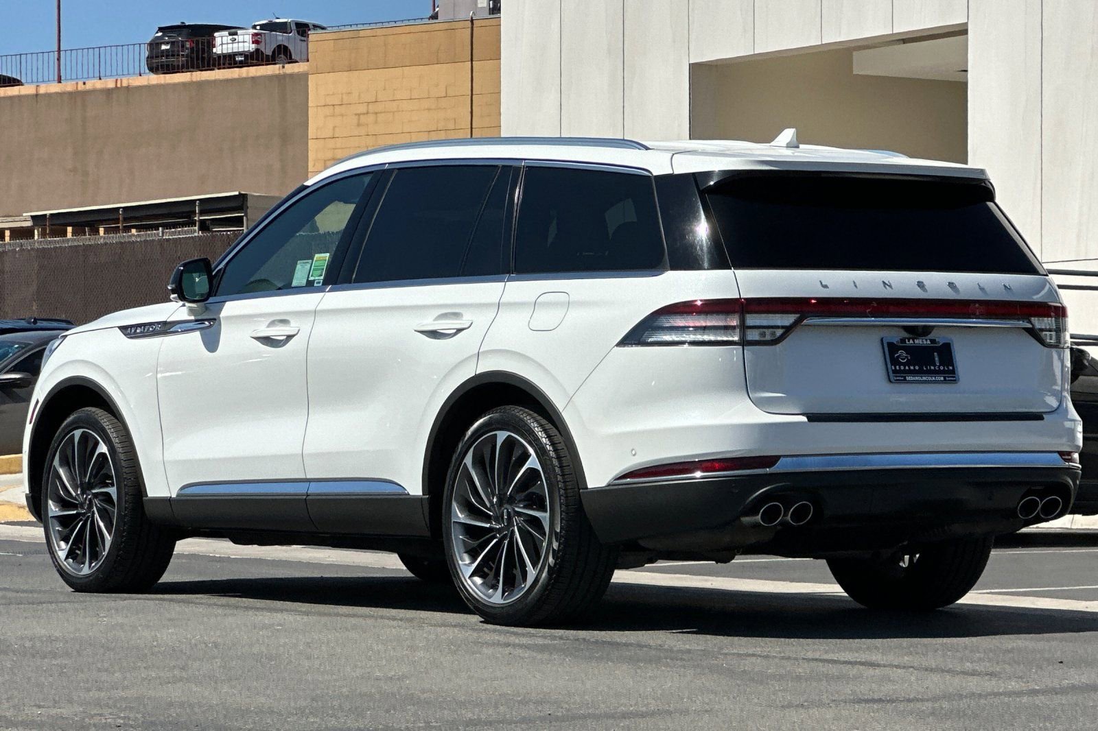 Used 2020 Lincoln Aviator Reserve w/ Equipment Group 202A AWD/4WD image 5
