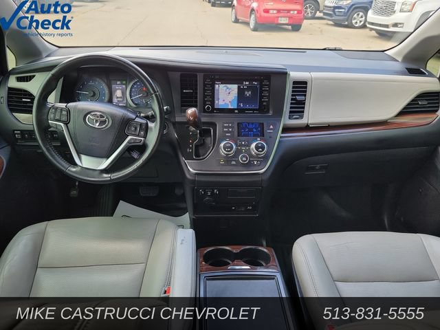 Used 2019 Toyota Sienna Limited Premium AWD/4WD image 11