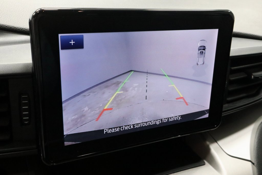 Certified 2023 Ford Explorer XLT image 2