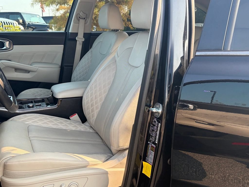 Used 2022 Kia Sorento SX FWD image 31