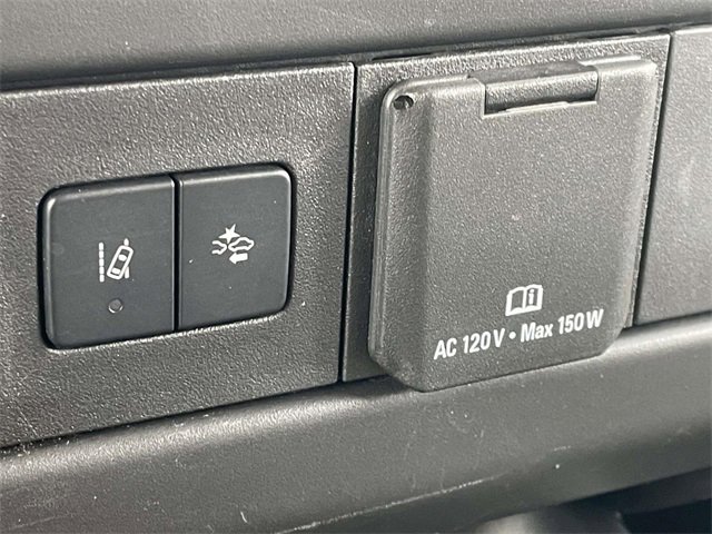 Used 2021 Chevrolet Express 2500 w/ Driver Convenience Package image 20