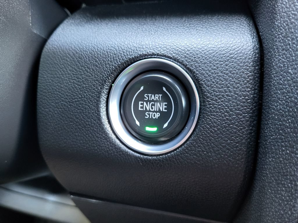 Used 2024 GMC Acadia Elevation FWD image 17