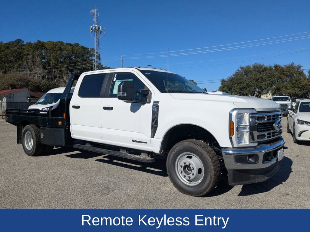 New 2025 Ford F350 XL w/ XL Chrome Package image 2