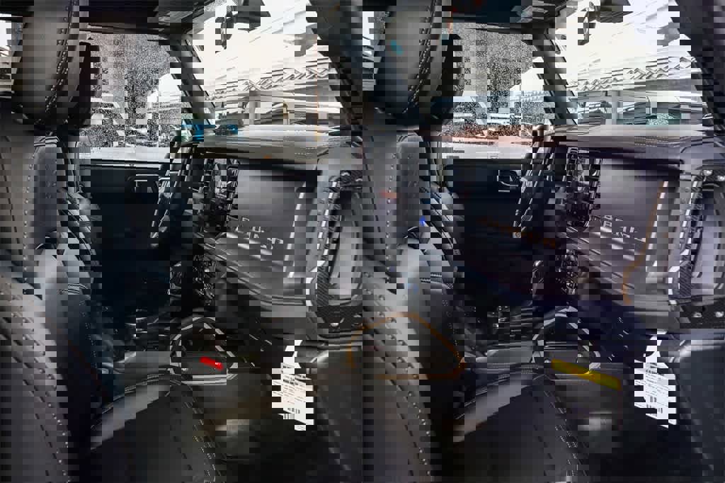 New 2025 Ford Bronco Badlands image 15