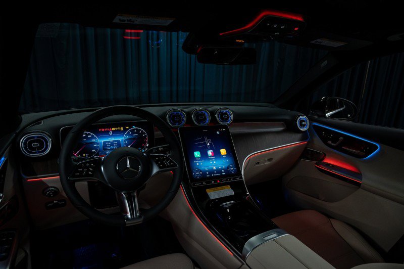 Certified 2026 Mercedes-Benz GLC 300 image 27