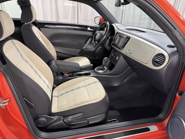 Used 2018 Volkswagen Beetle 2.0T Coast w/ Coast Lighting Package image 7