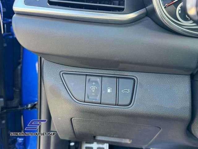 Used 2023 Genesis G70 2.0T w/ Sport Prestige Package image 22