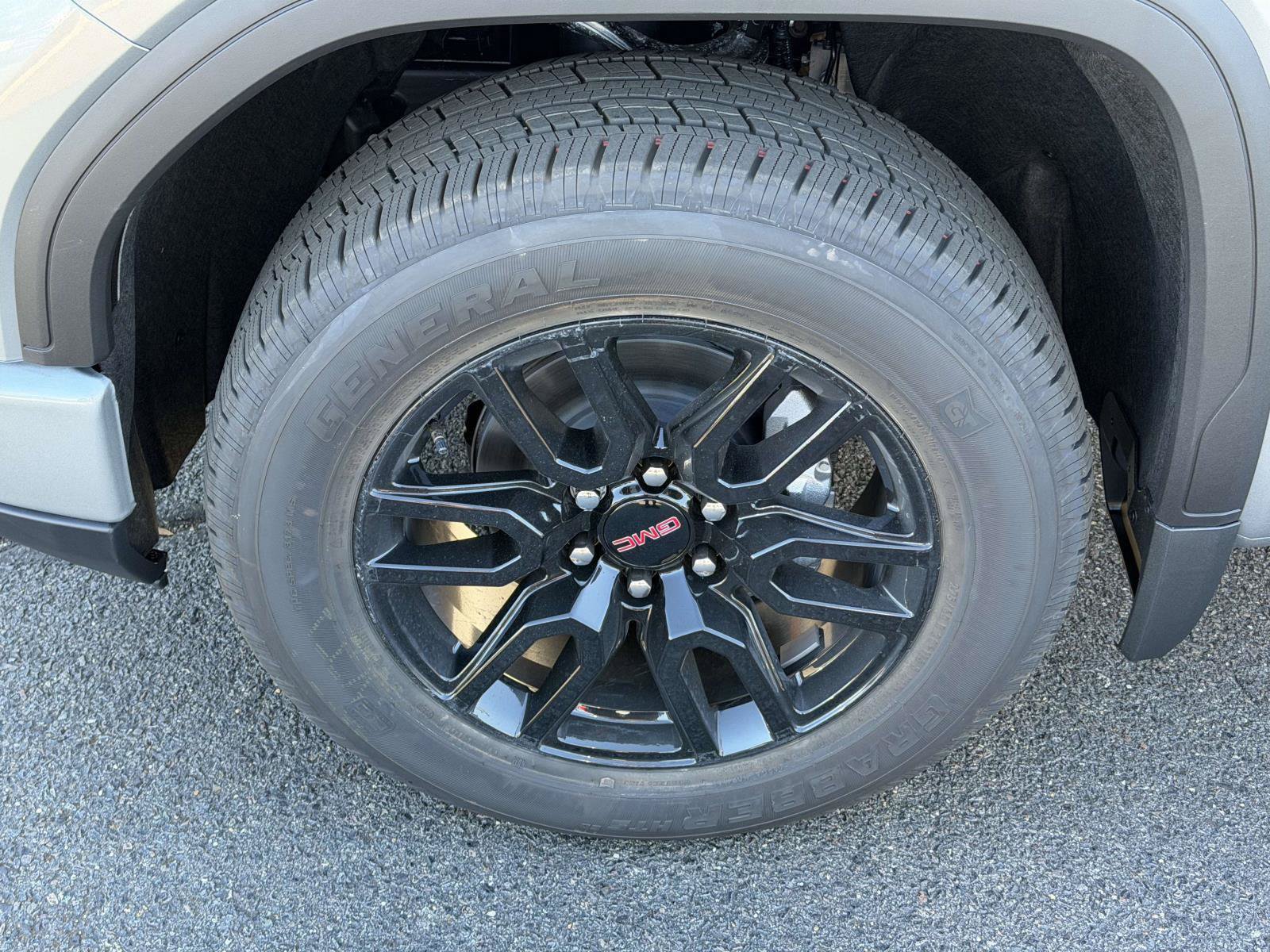 New 2026 GMC Sierra 1500 Elevation w/ Preferred Package AWD/4WD image 5