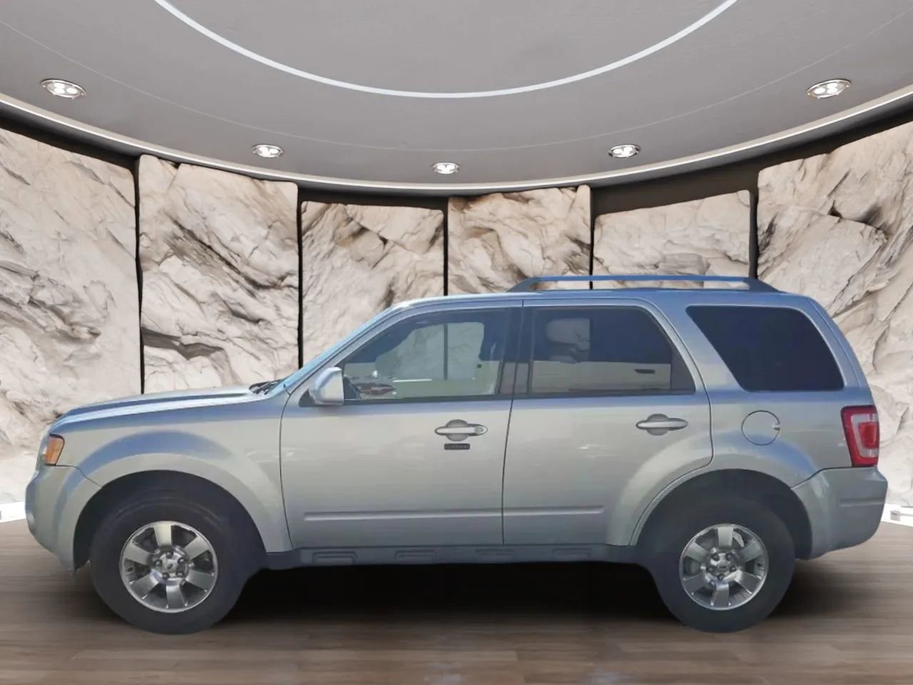 Used 2011 Ford Escape Limited w/ 301A Rapid Spec Order Code FWD image 3