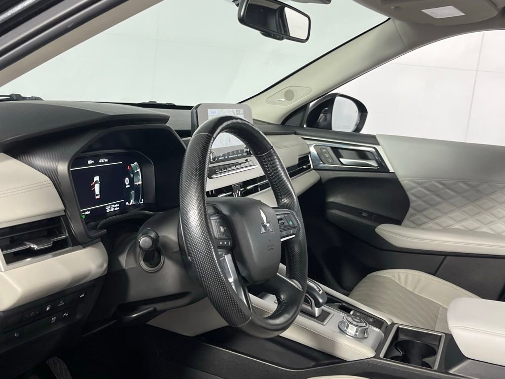 Used 2024 Mitsubishi Outlander SEL image 24