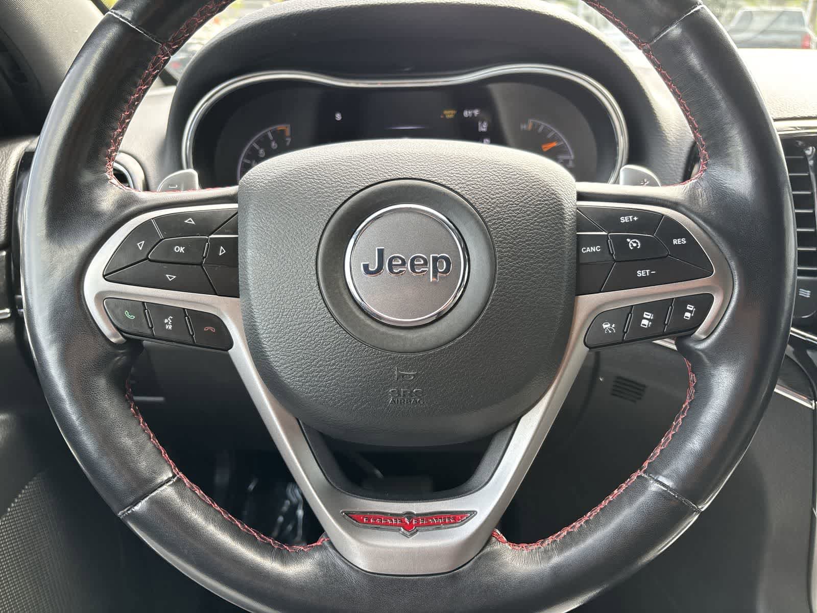Used 2021 Jeep Grand Cherokee Trailhawk w/ Trailhawk Luxury Group AWD/4WD image 12