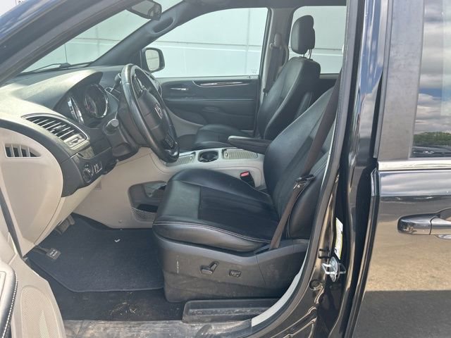 Used 2019 Dodge Grand Caravan SXT FWD image 20