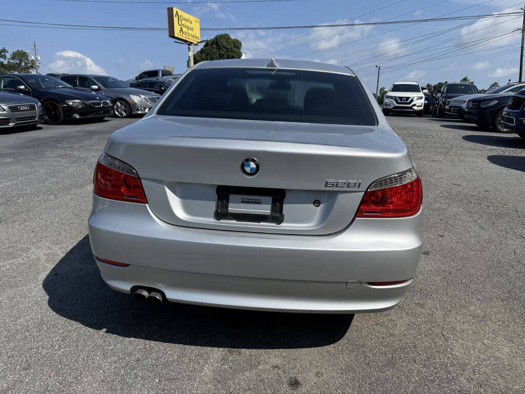 Used 2010 BMW 528i Sedan RWD image 5