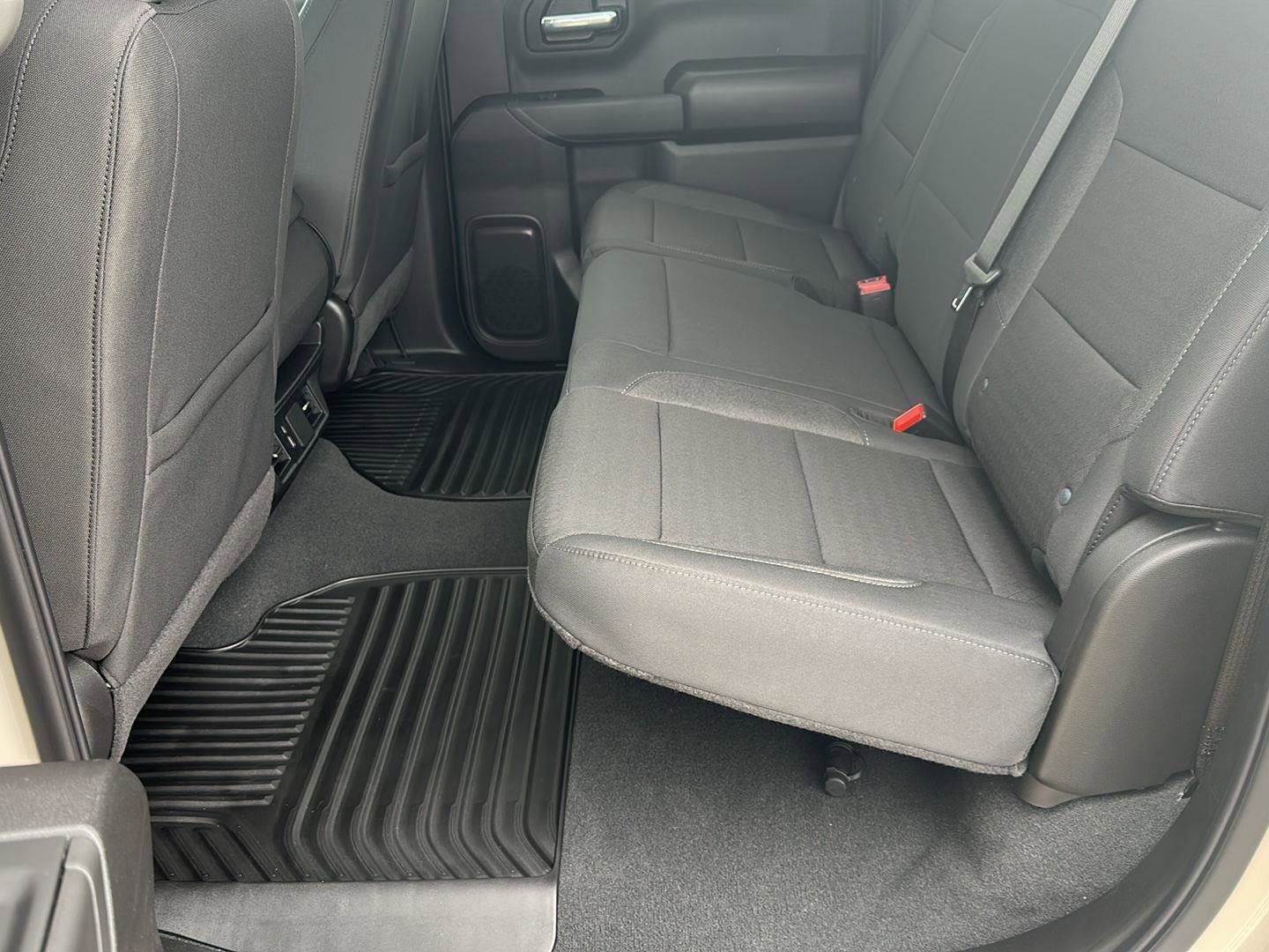 New 2026 Chevrolet Silverado 1500 Custom Trail Boss w/ Dark Appearance Package image 7