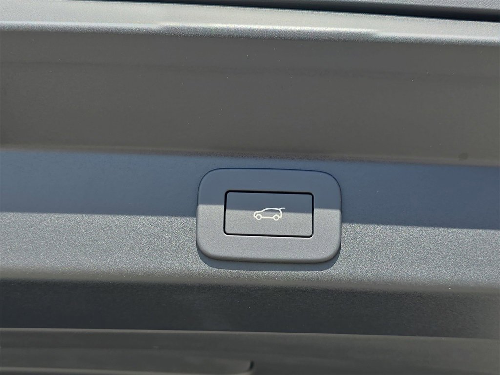 New 2026 Land Rover Range Rover Sport Dynamic SE image 13