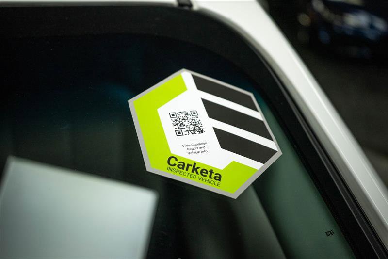 Used 2012 Toyota Sienna XLE image 24