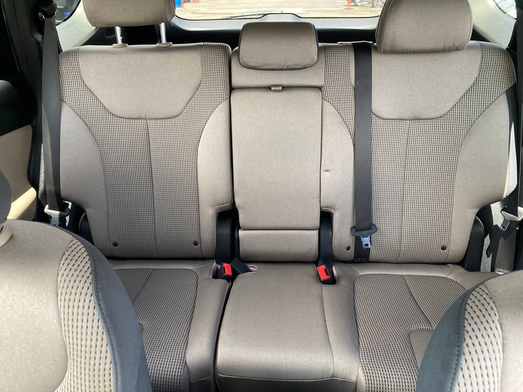 Used 2020 Hyundai Santa Fe SEL w/ Convenience Package FWD image 17