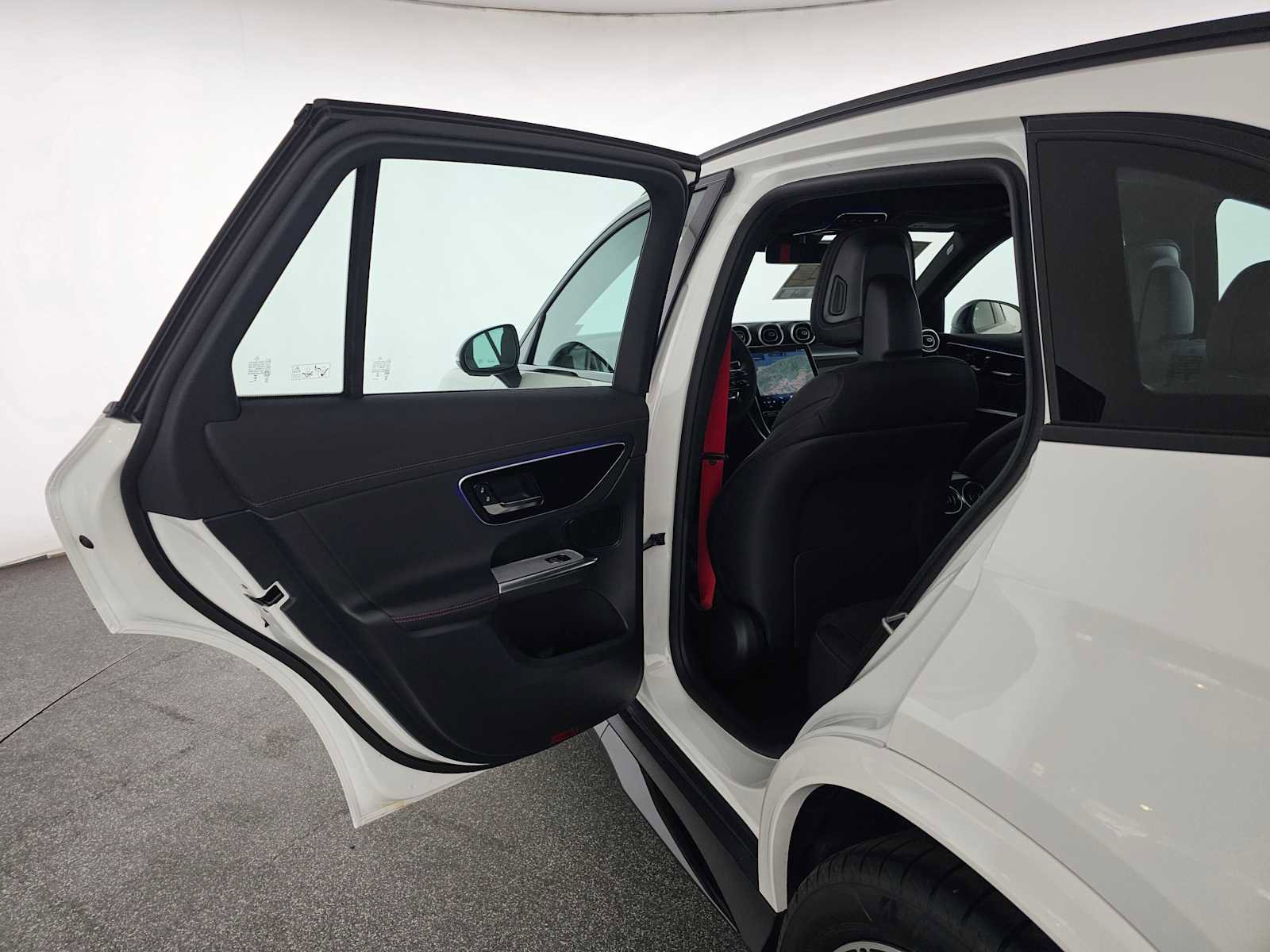 New 2026 Mercedes-Benz GLC 43 AMG 4MATIC image 15