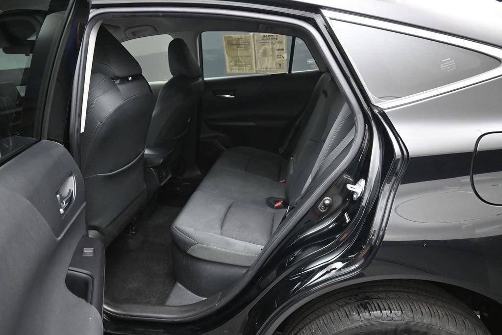 Certified 2021 Toyota Venza LE w/ Carpet Mat Package (TMS) AWD/4WD image 28