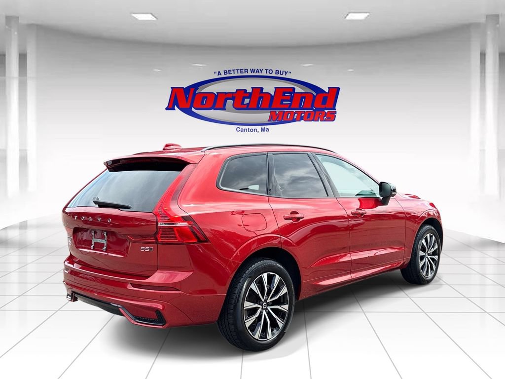 Used 2023 Volvo XC60 B5 Plus AWD/4WD image 7