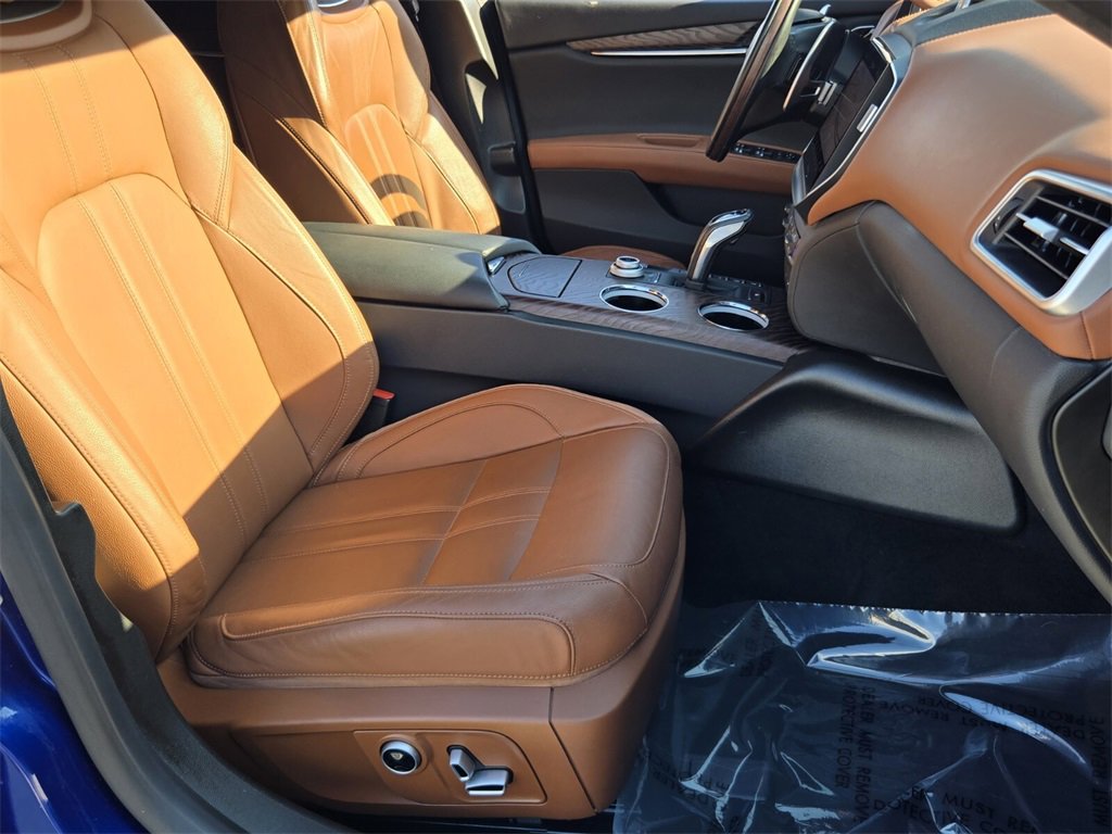 Used 2022 Maserati Ghibli Modena Q4 image 16