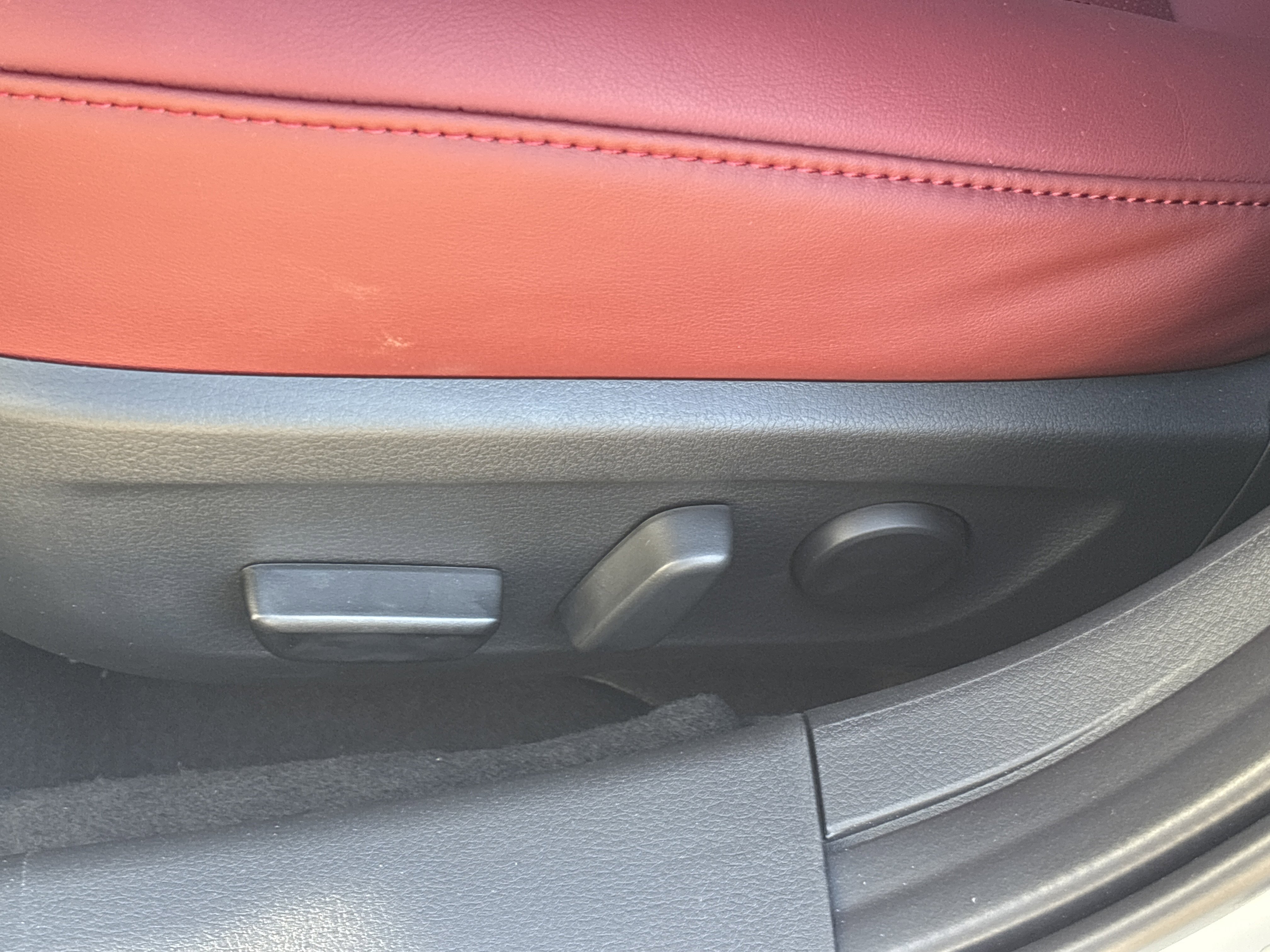 New 2026 MAZDA MAZDA3 2.5 S Hatchback w/ Premium Pkg image 16