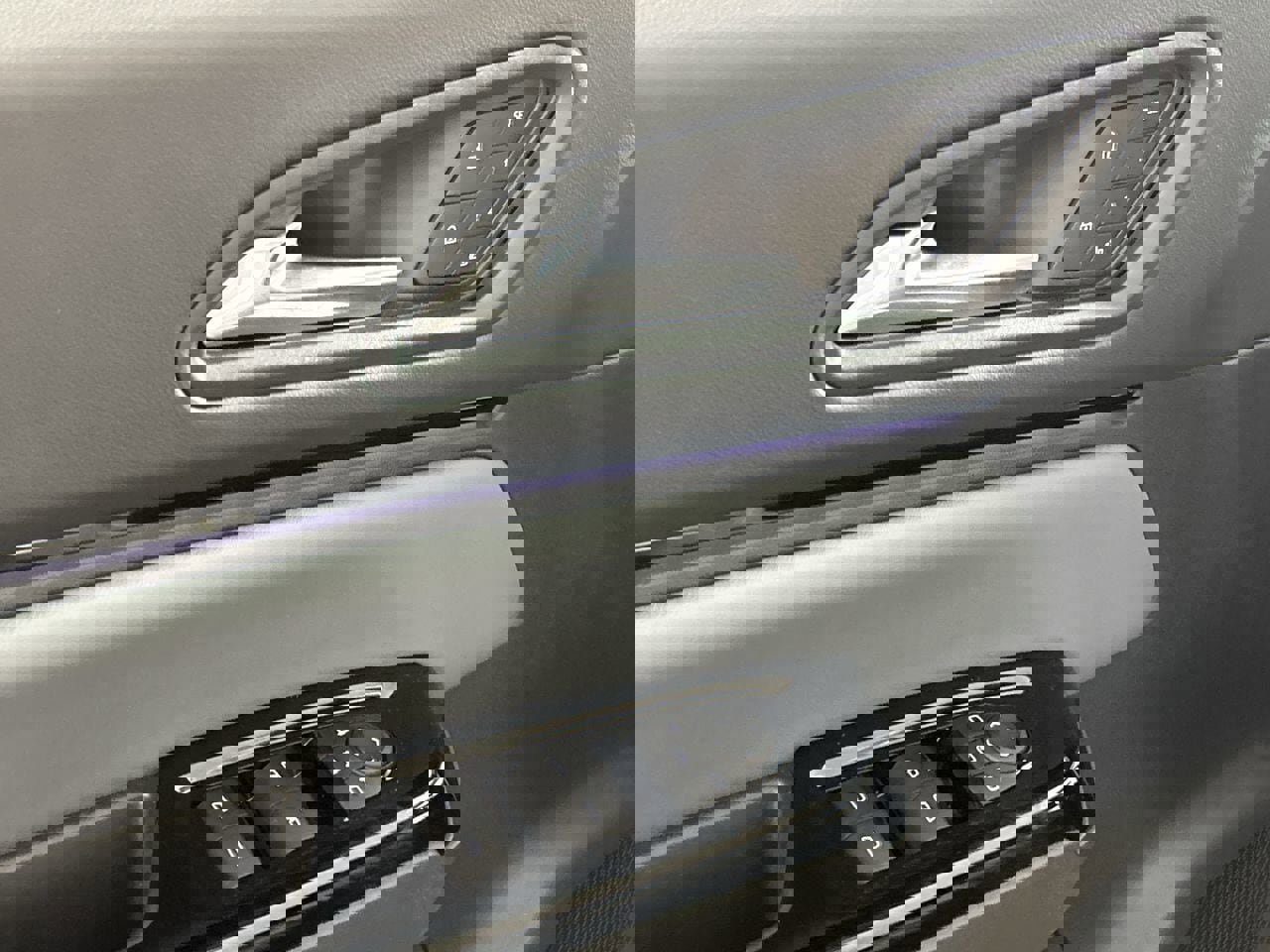 Used 2025 Honda Prologue Elite image 19