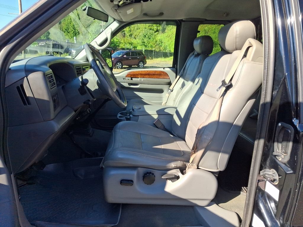 Used 2002 Ford F350 Lariat AWD/4WD image 13
