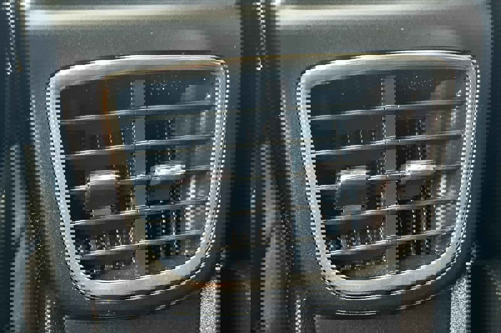 Used 2018 Lincoln MKX Reserve image 14