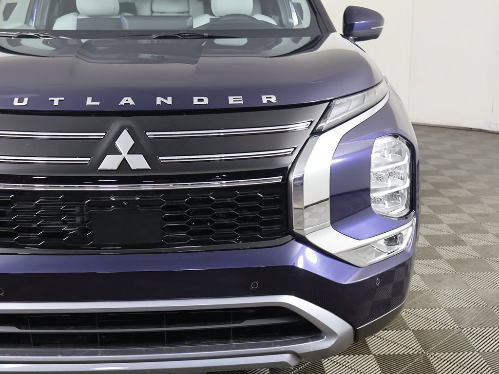 New 2026 Mitsubishi Outlander SE image 15