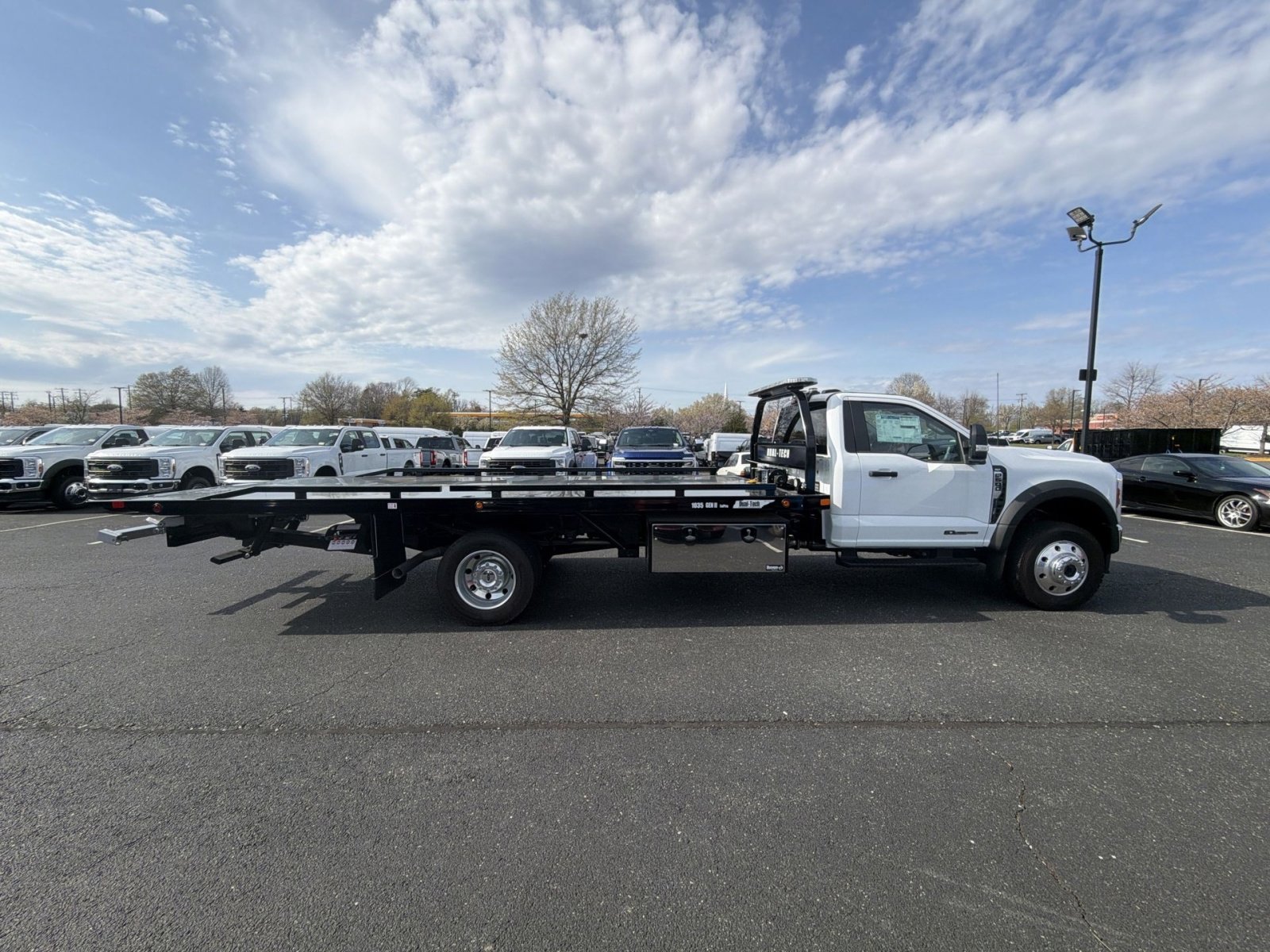 New 2025 Ford F600 4x4 Regular Cab Super Duty w/ XLT Value Package image 8