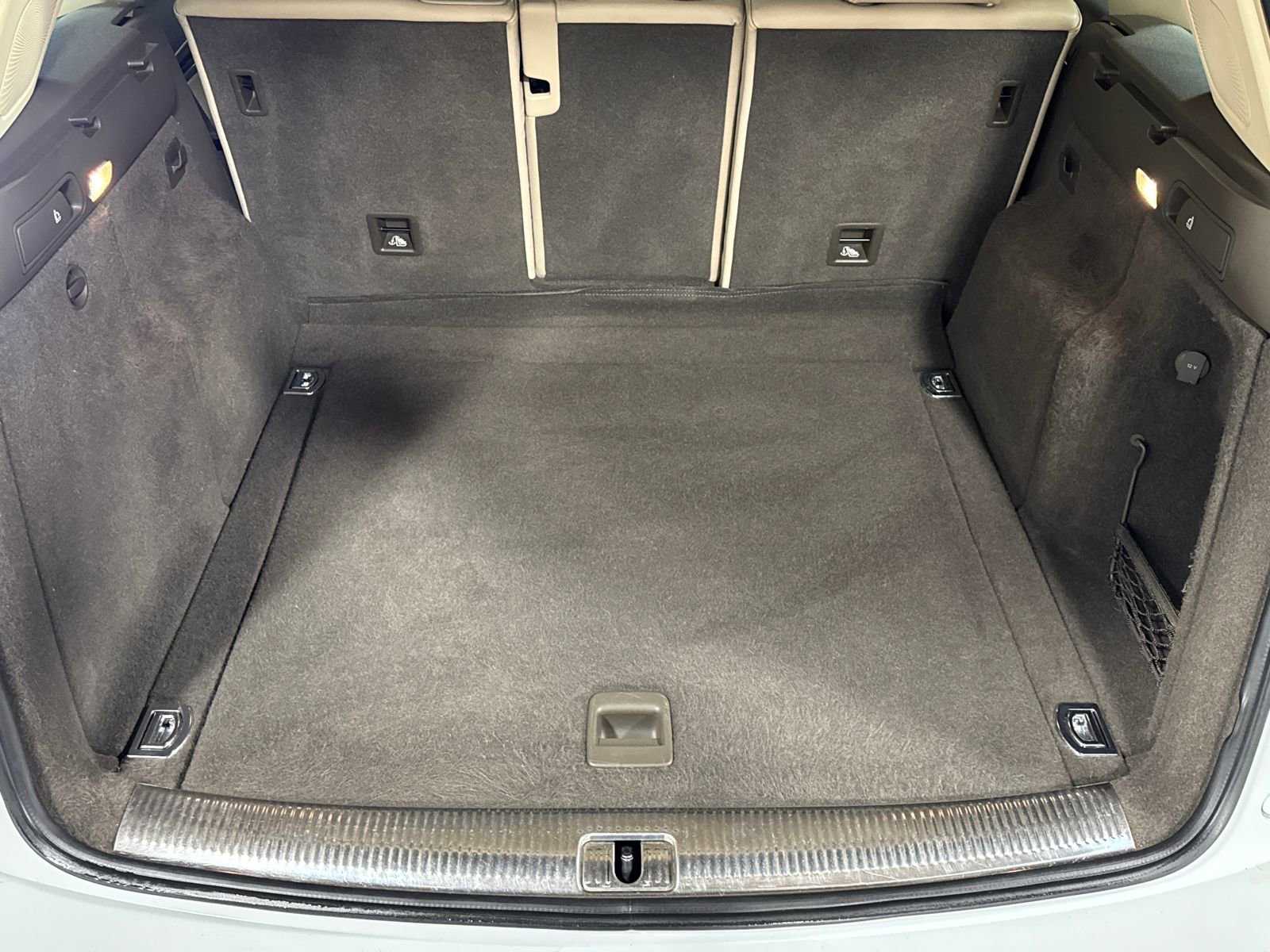 Used 2016 Audi Q5 3.0T Premium Plus w/ Technology Package image 28