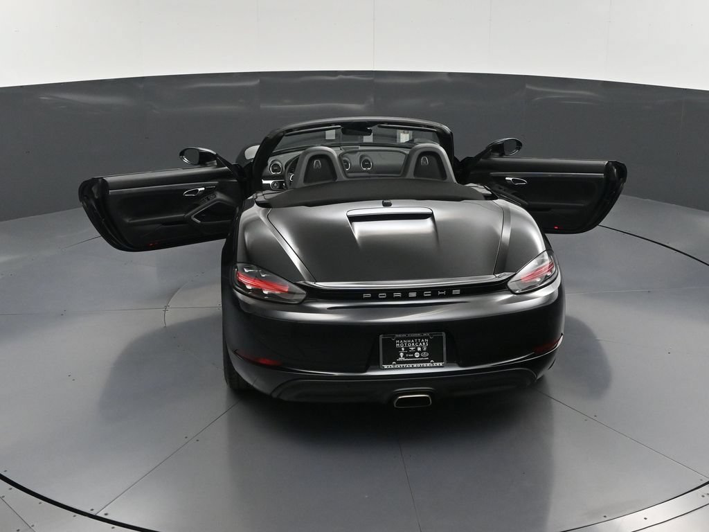 Certified 2024 Porsche 718 Boxster w/ Premium Package RWD image 33