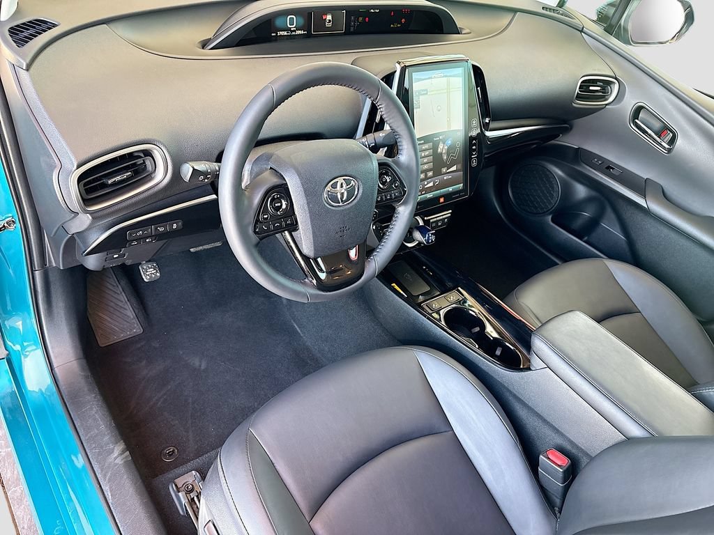 Certified 2021 Toyota Prius Prime Limited w/ Carpet Mat Package (TMS) FWD image 9