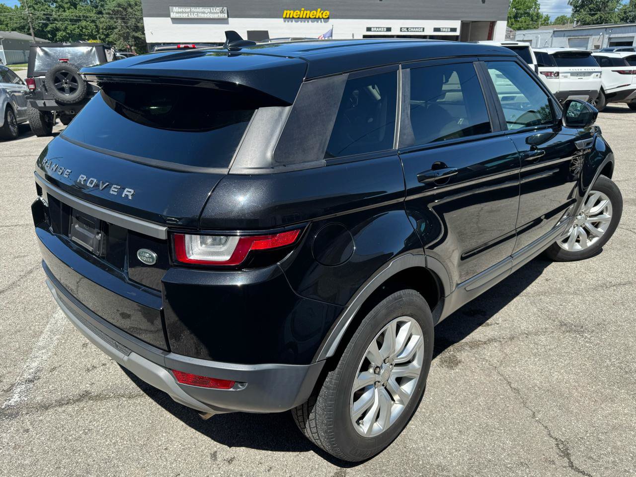 Used 2016 Land Rover Range Rover Evoque SE AWD/4WD image 8