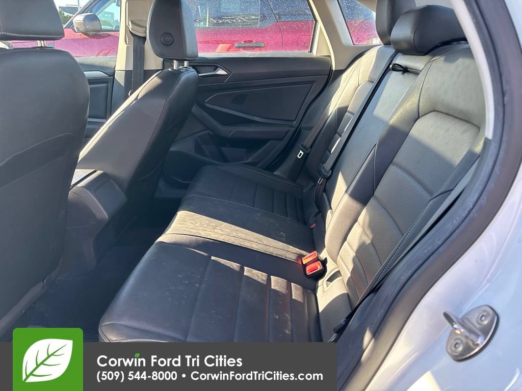 Used 2021 Volkswagen Jetta SE FWD image 7