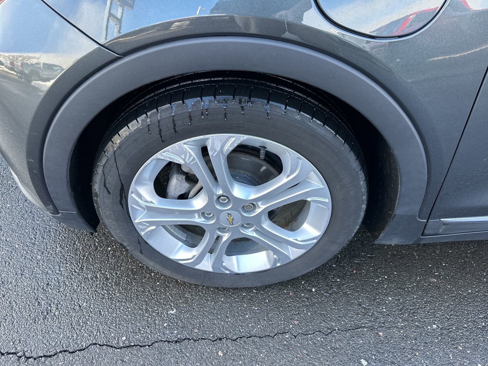 Used 2019 Chevrolet Bolt LT image 9