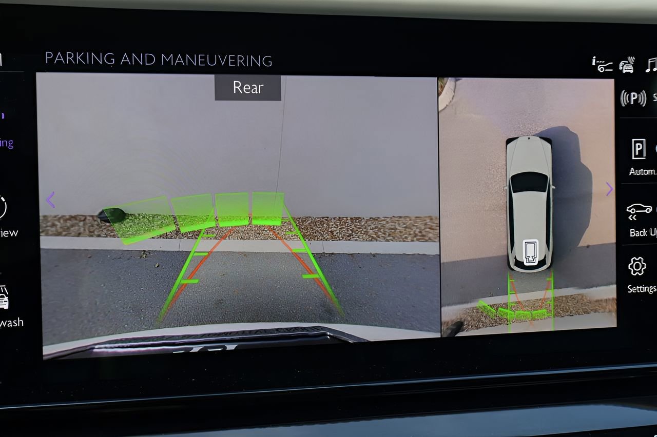 New 2026 Rolls-Royce Cullinan image 29