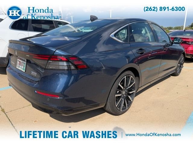 Used 2024 Honda Accord Touring video 2