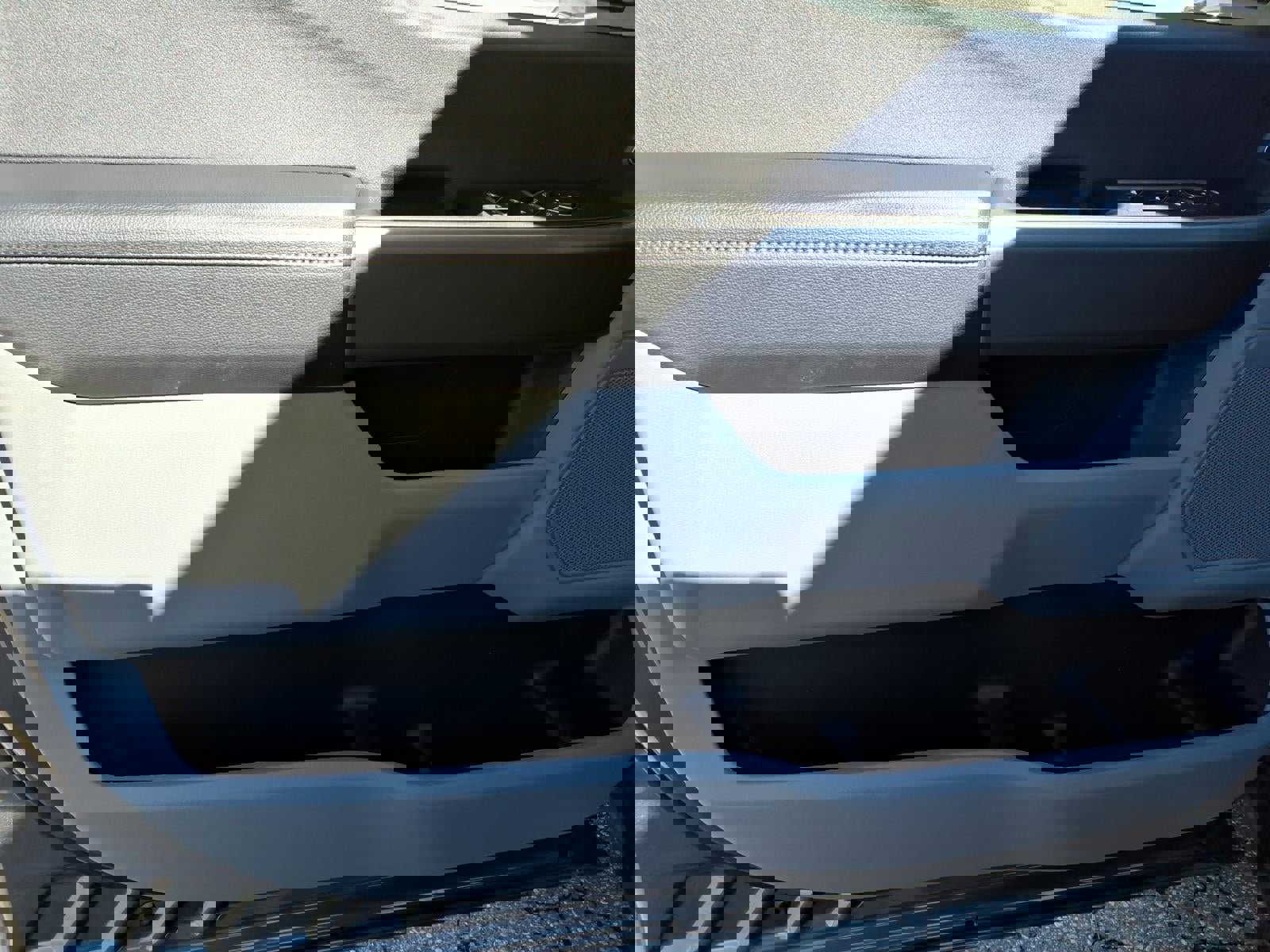 New 2026 Ford F250 XLT w/ FX4 Off-Road Package image 12