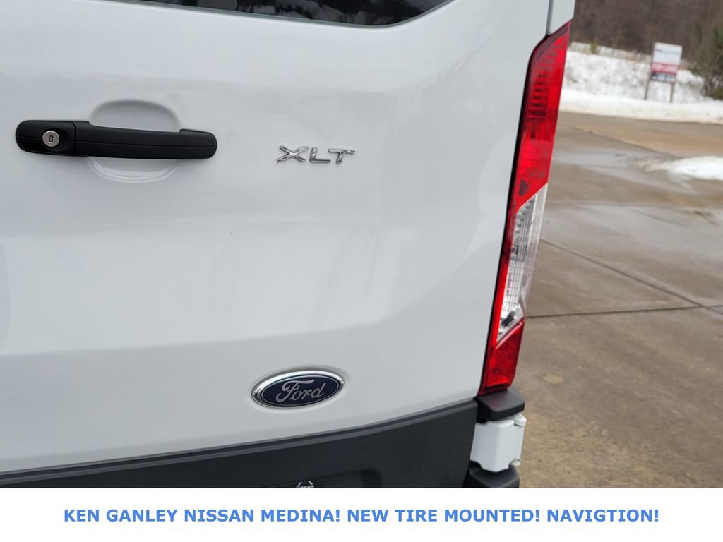Used 2023 Ford Transit 350 XLT image 14