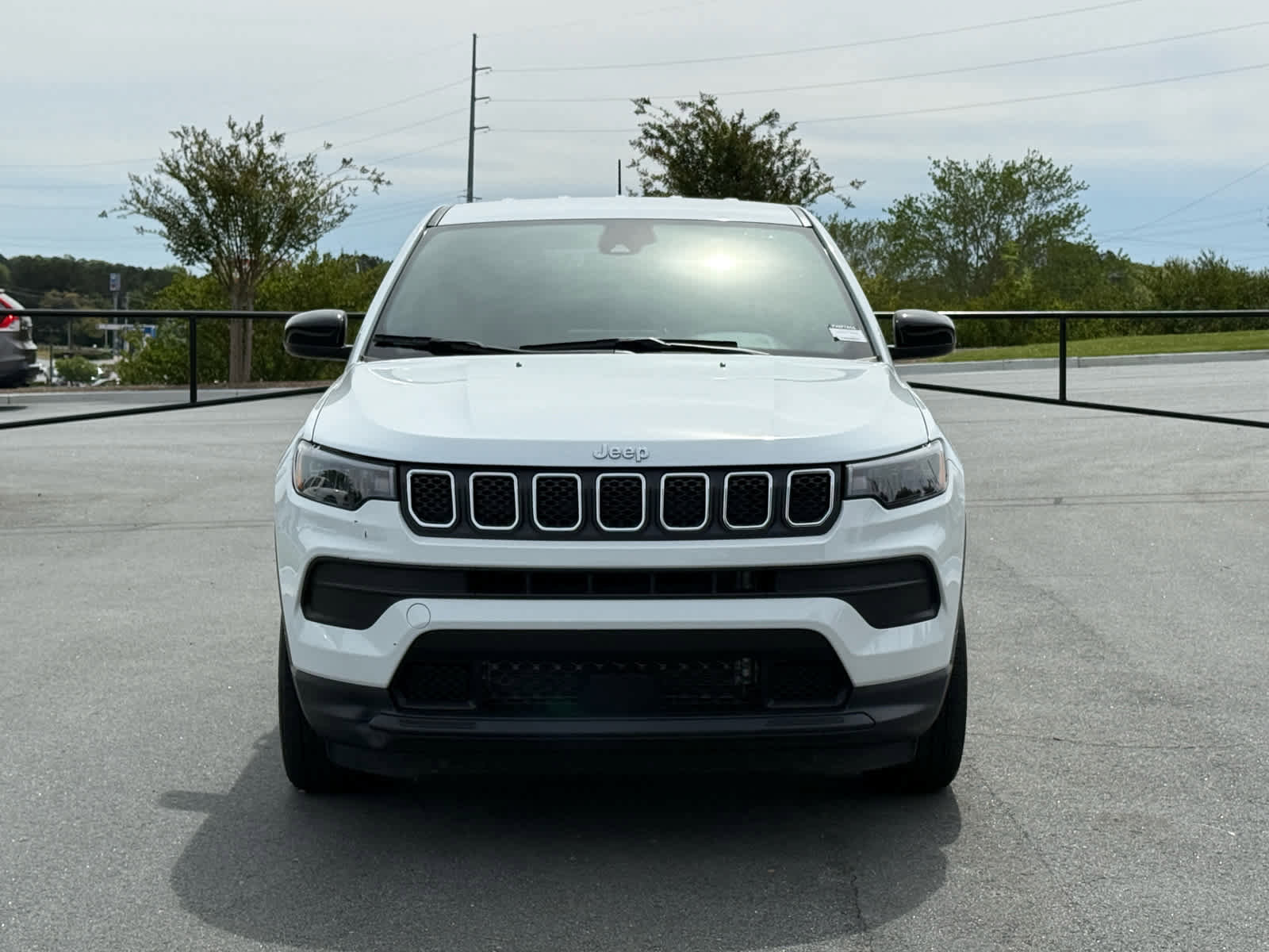 Used 2023 Jeep Compass Sport image 8