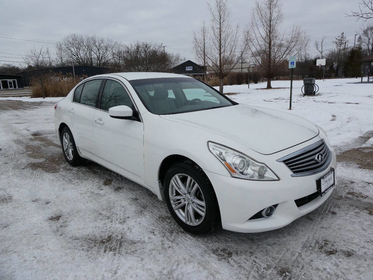 Used 2011 INFINITI G25 x image 3