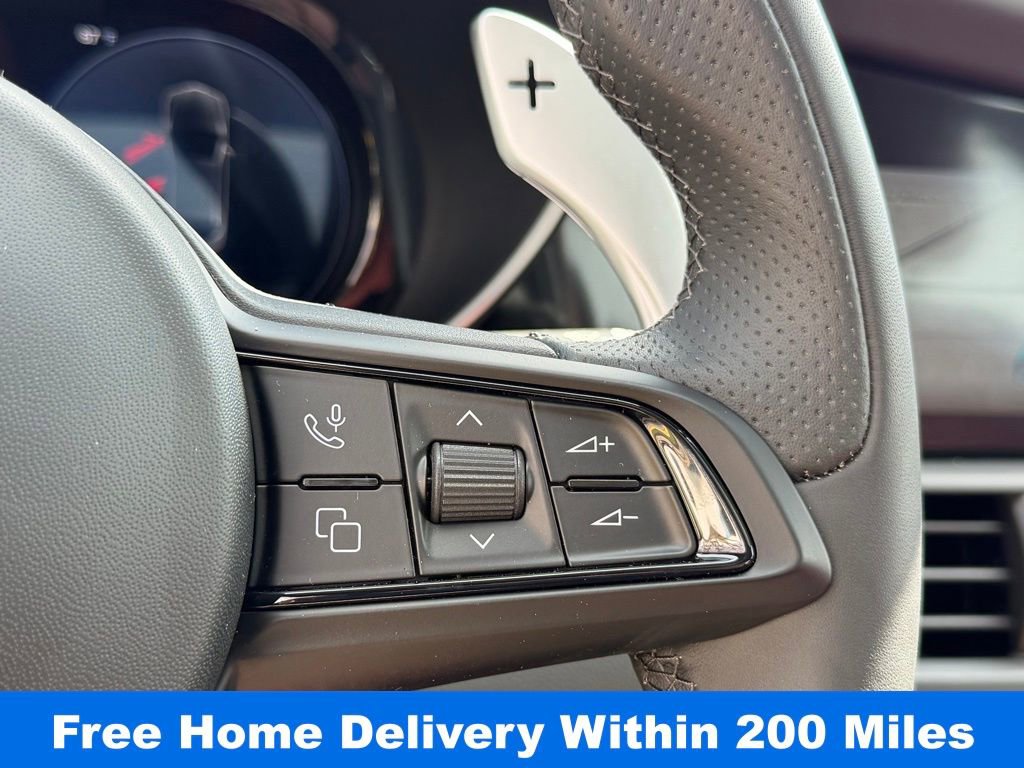 Used 2024 Alfa Romeo Giulia Veloce image 21